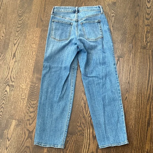 Old Navy Light Blue Straight Leg Jeans - Picture 4 of 5